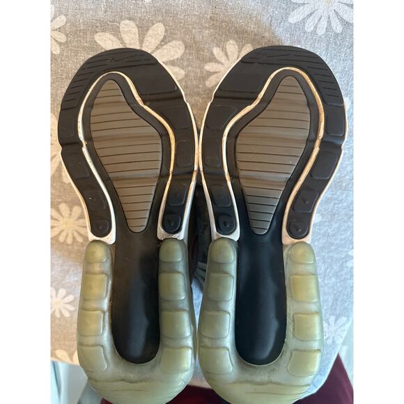 Nike Air Max 270 Mens 8.5 Cream Beige Tan White Shoes Sneakers 2022 - Picture 7 of 9